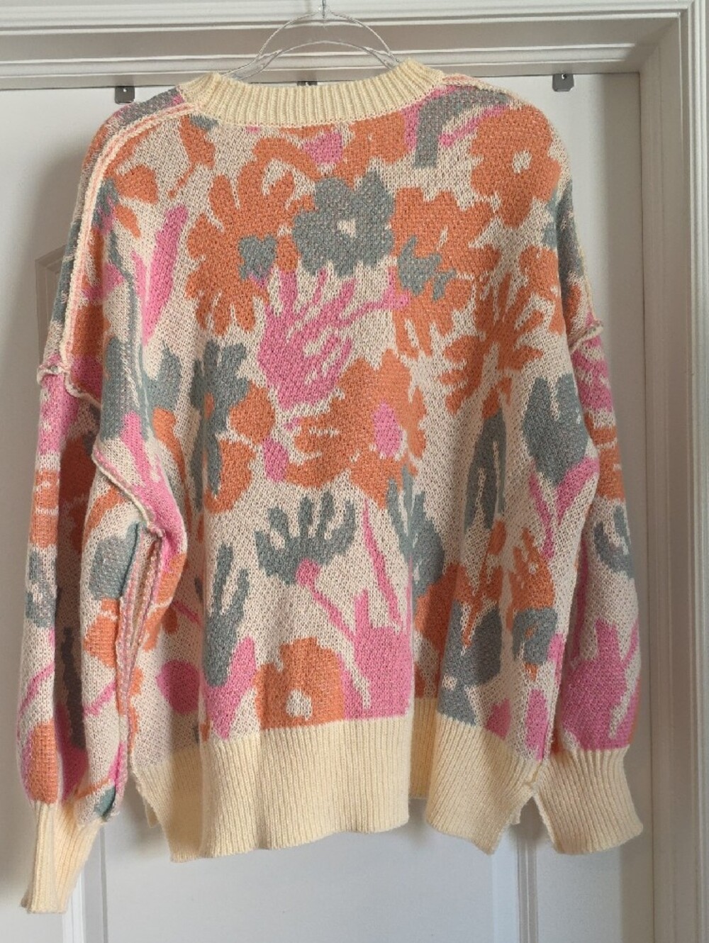 NWT Easel Oversized Small Floral Crewneck Sweater in Cream, Orange & Pink - Picture 2 of 5